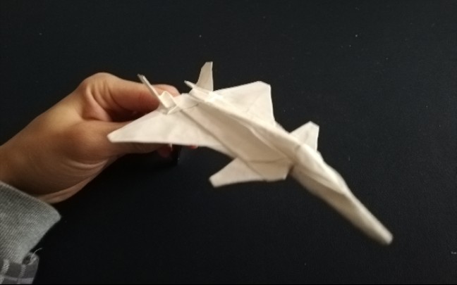 【折纸教程】歼20三段折教程(原创),一张a4纸纯折不剪裁,进气道可飞行