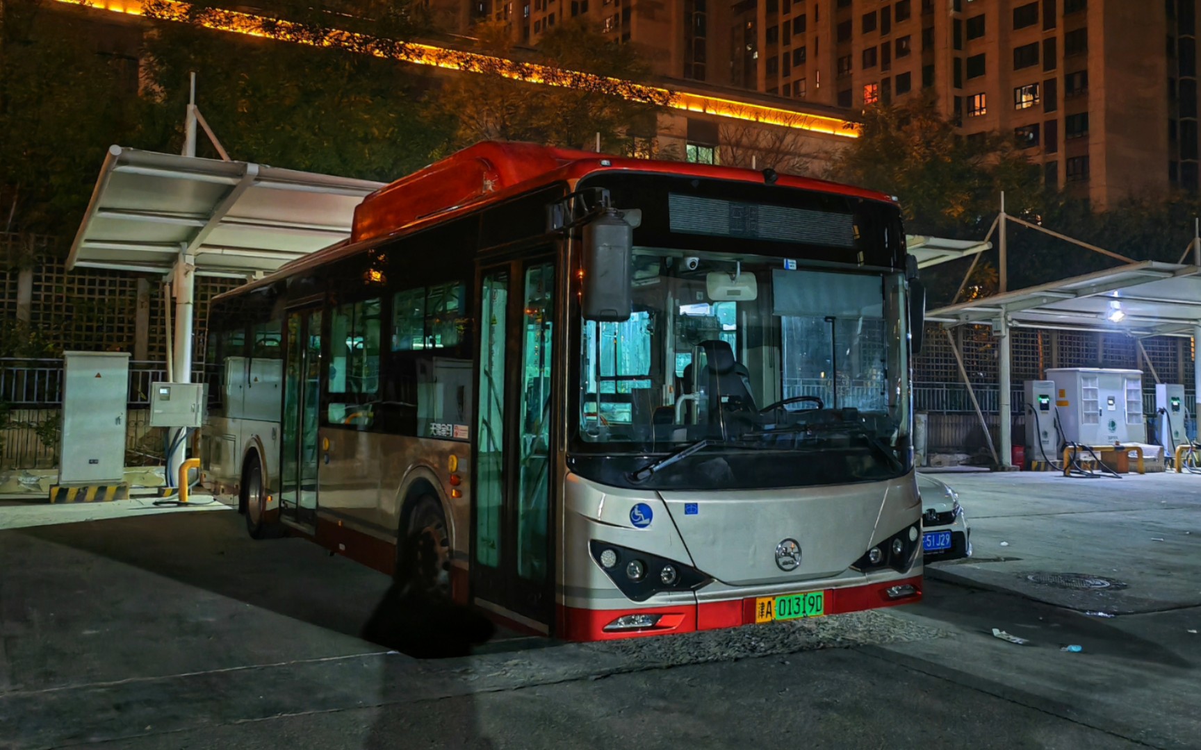 做工稀烂!天津公交 tjk6105bev(比亚迪k8bb)运行实录