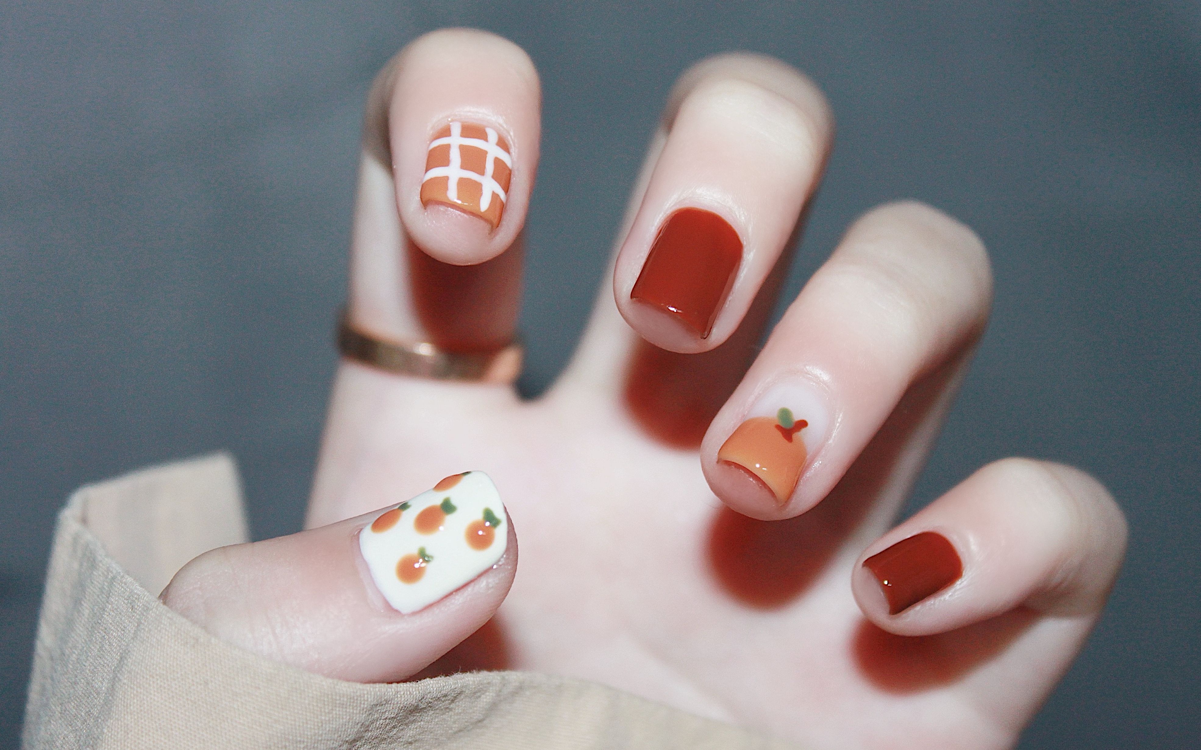 适合初秋的萌萌橘子美甲教程,看完相信你能学会哒~_哔哩哔哩_bilibili