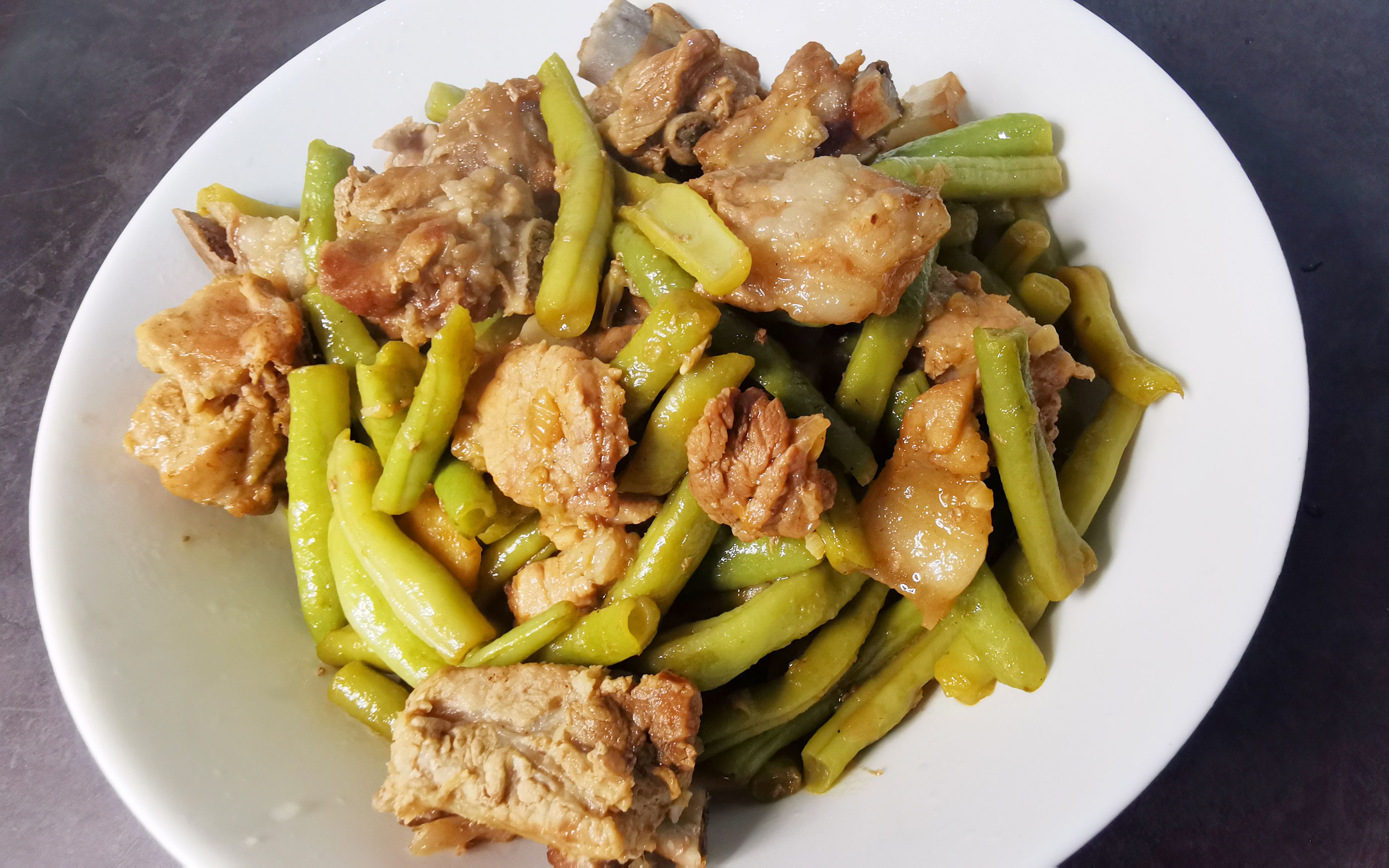 东北特色家乡菜芸豆炖排骨的详细做法,掌握关键步骤,谁做都好吃