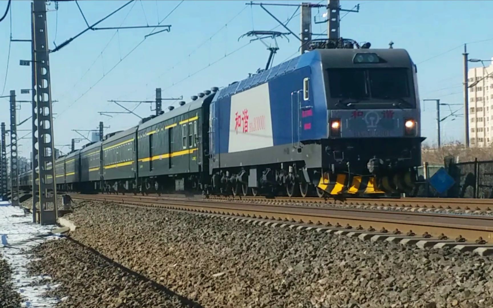 沈局最小号hxd3c0003和hxd3c0001分别牵引k50次和k49次