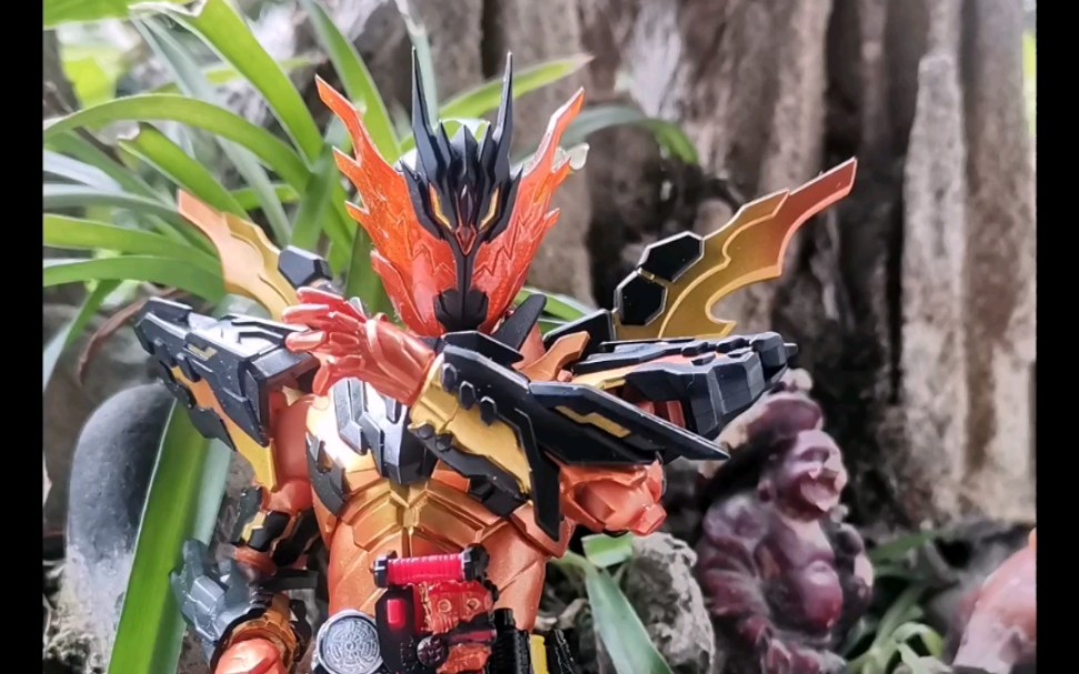 假面骑士build战无不胜岩浆龙shf,好价蹲的岩浆龙,帅爆,渐变色77