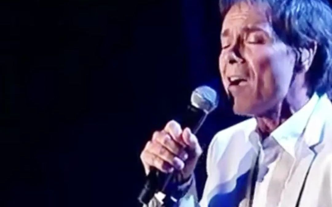 [图]【欧美经典歌曲】Cliff Richard - Ocean Deep (情深似海，Live)