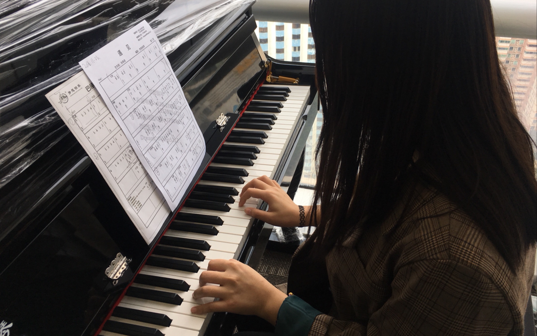 vlog 1|首次体验钢琴课程|长隆万圣节|简单的周末生活_哔哩哔哩_bili