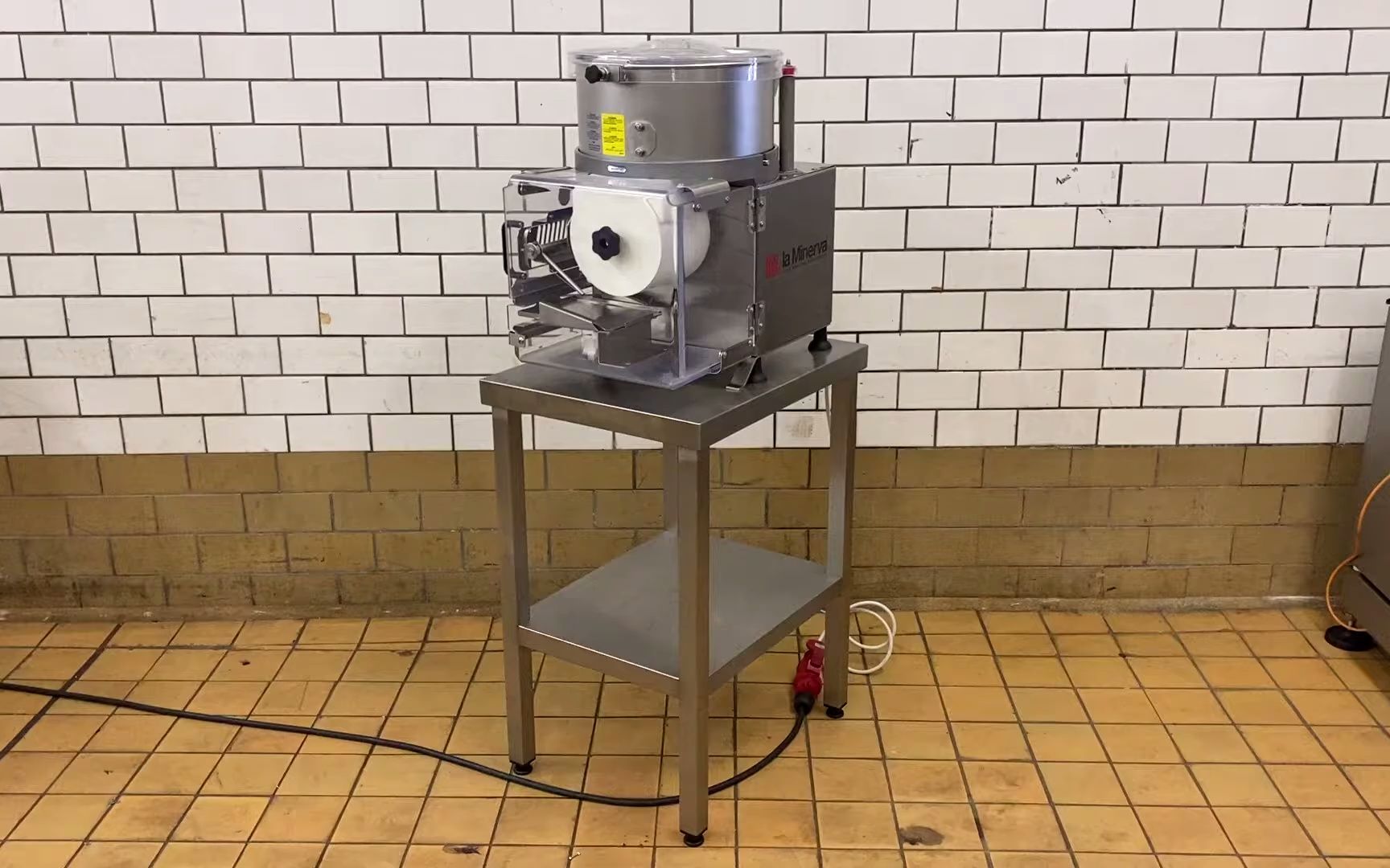 意大利la minerva c/e652汉堡肉饼成型机 牛肉饼成型机_哔哩哔哩