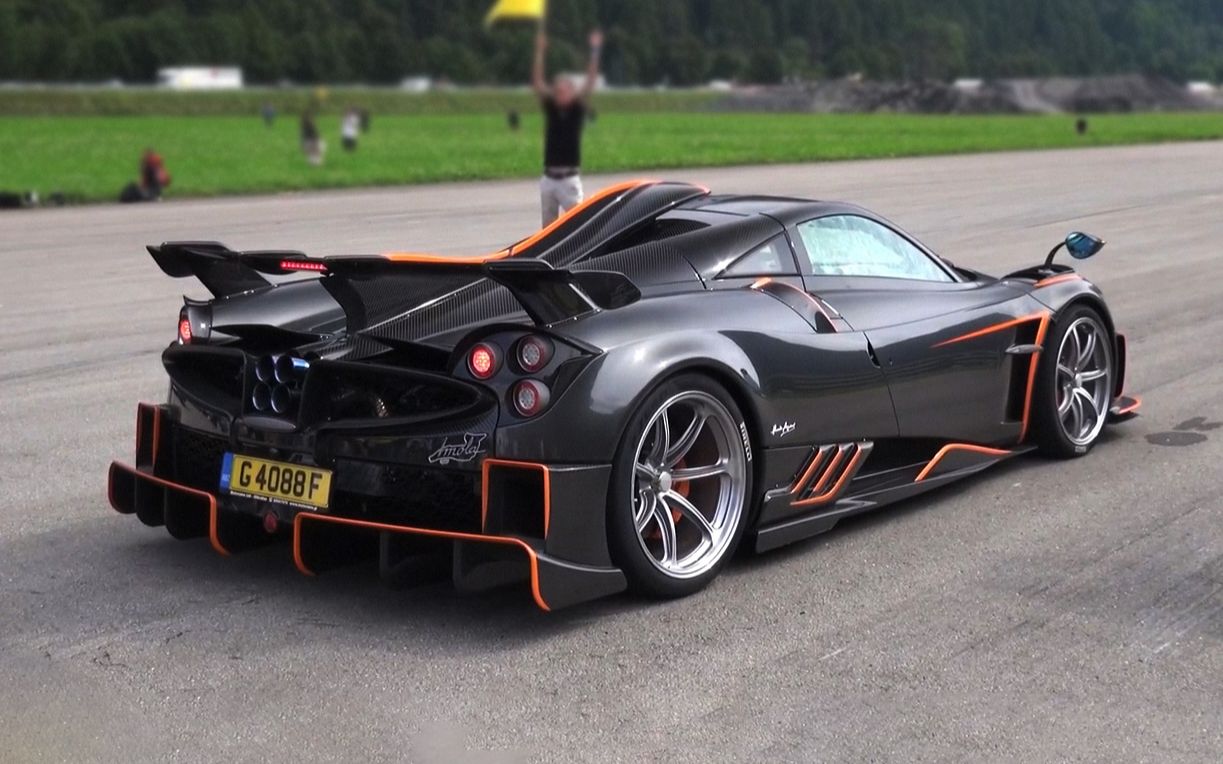 一个人全买下全球限量5台售价400万美元的:帕加尼huayra imola