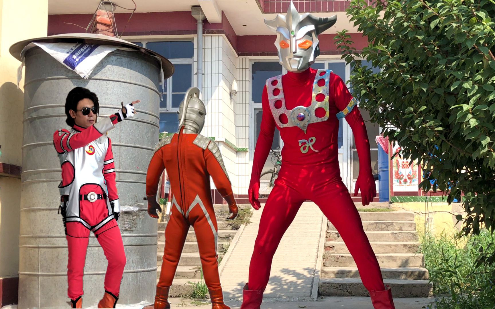 魔鬼队长诸星团又来特训凤源了!雷欧奥特曼新必杀技!火焰之拳!