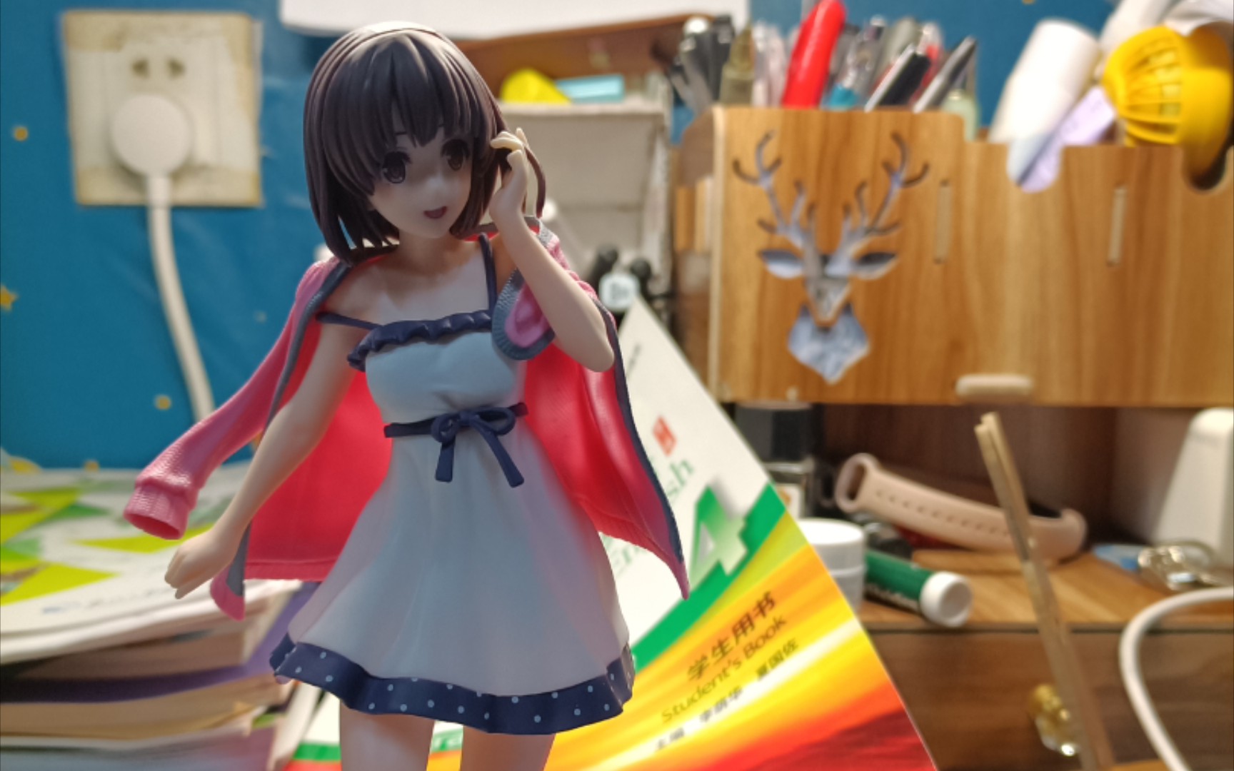 女朋友送我加藤惠老婆手办