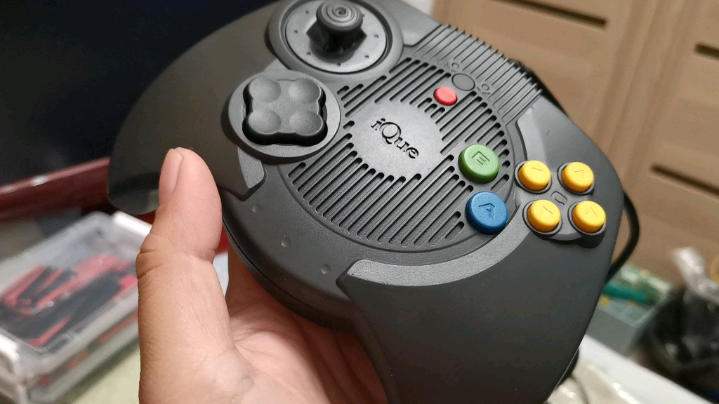 兄弟们,新款任天堂n64手柄上线了,速速抢购