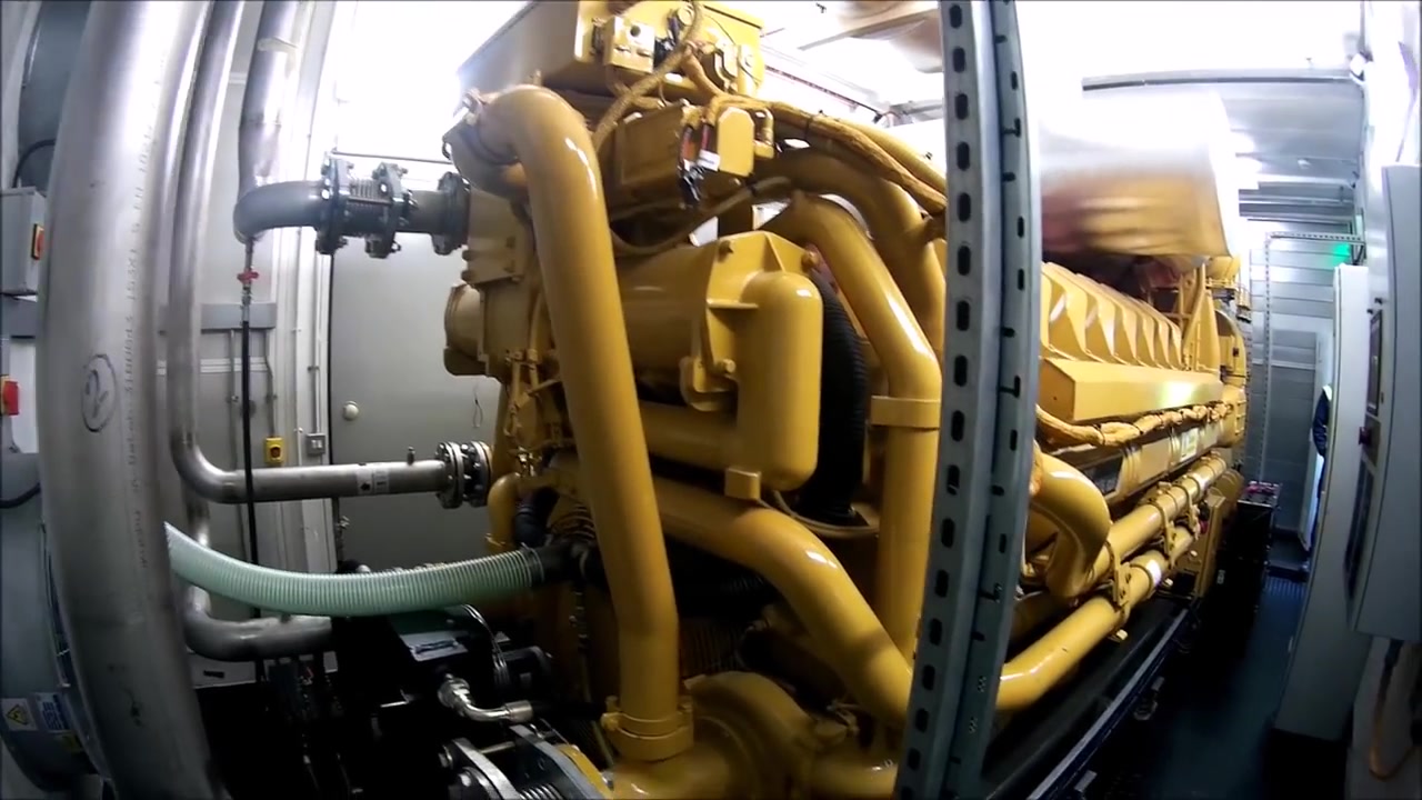 卡特彼勒c175 v16柴油发动机运行实录