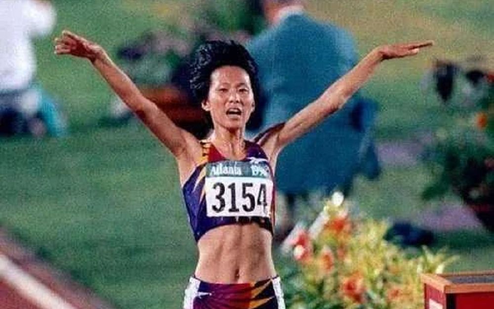 1993年田径世锦赛 女子10000米决赛（王军霞夺冠）_哔哩哔哩_bilibili