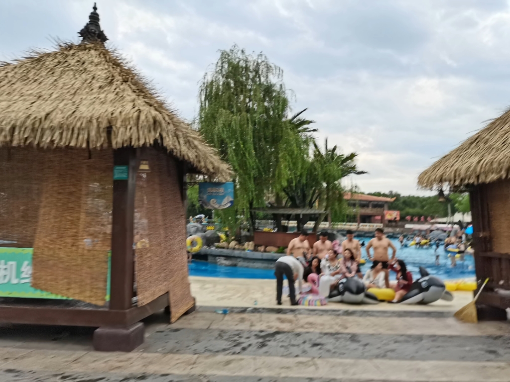 热高乐园,巴厘岛水世界