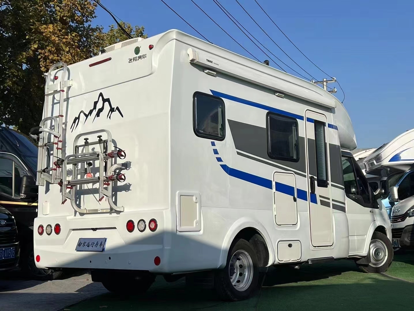 2021年9月30日上牌飞翔巡疆者房车