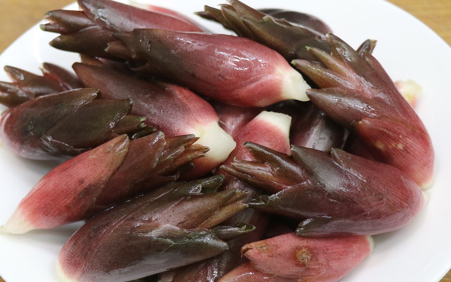 很多人都没吃过阳荷,教你简单一炒,香味浓郁,清脆爽口很下饭