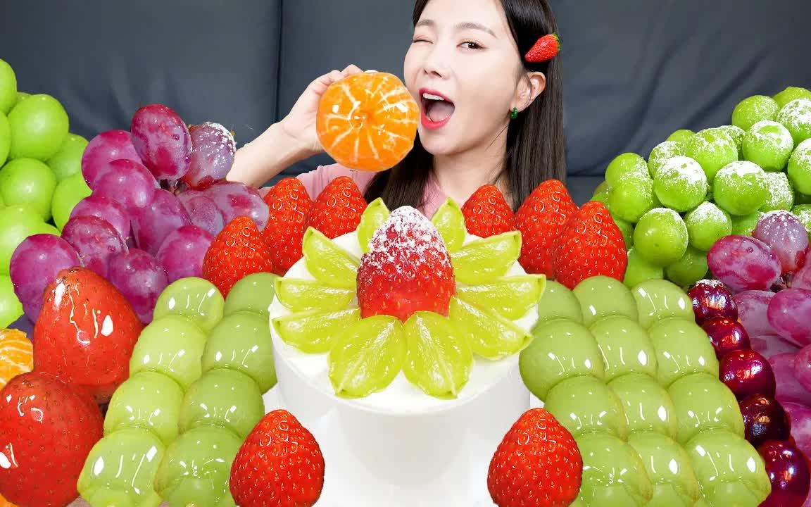 【美女吃播ssoyoung】想要美狂吃水果补水分