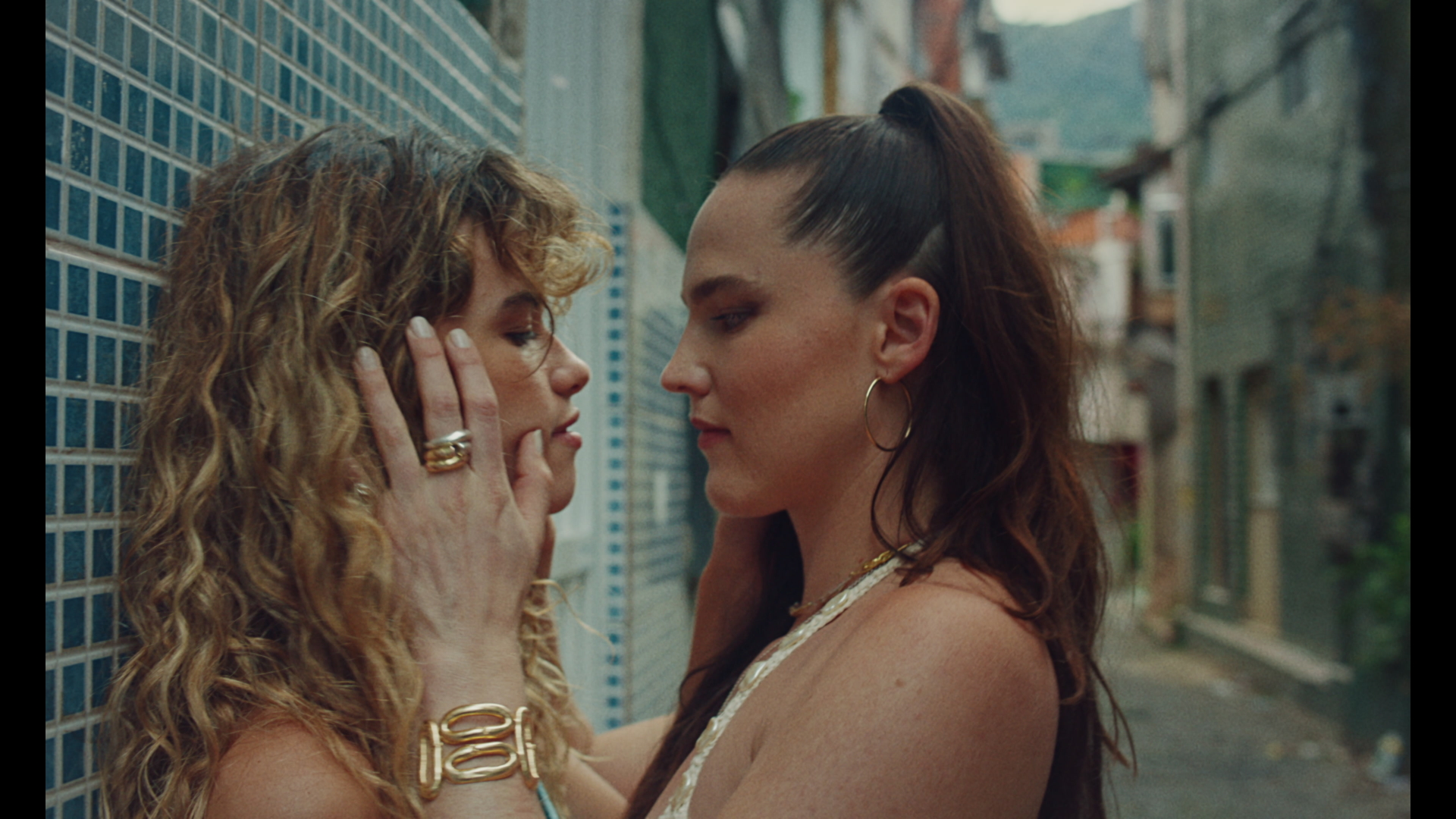 sofi tukker「jacaré」