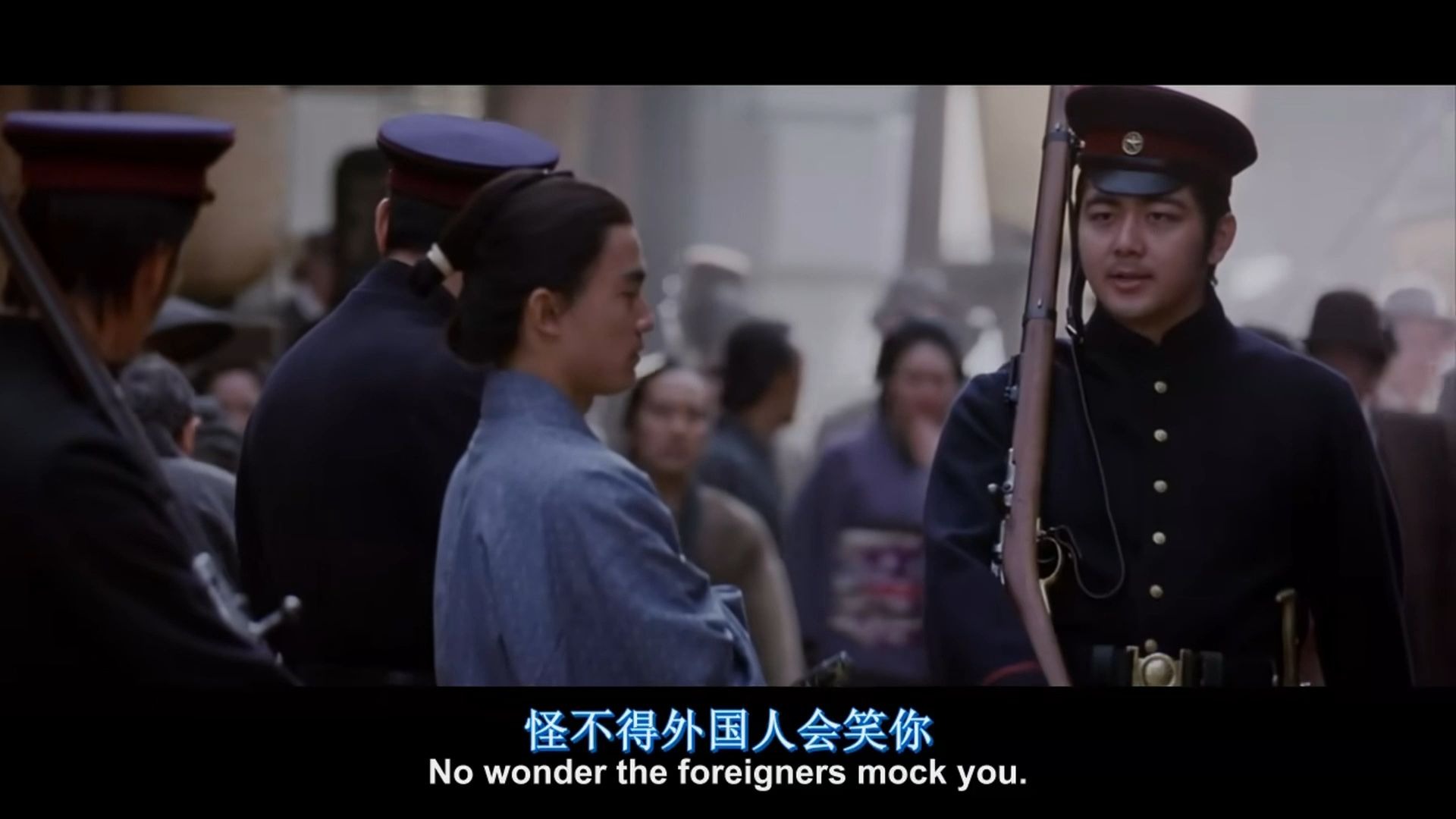 日本维新派给遗老剪头,月代头不够还原