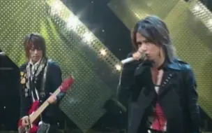 Video herunterladen: 日音现场-彩虹乐队「MY HEART DRAWS A DREAM」L‘Arc~en~Ciel 演唱会合唱神曲