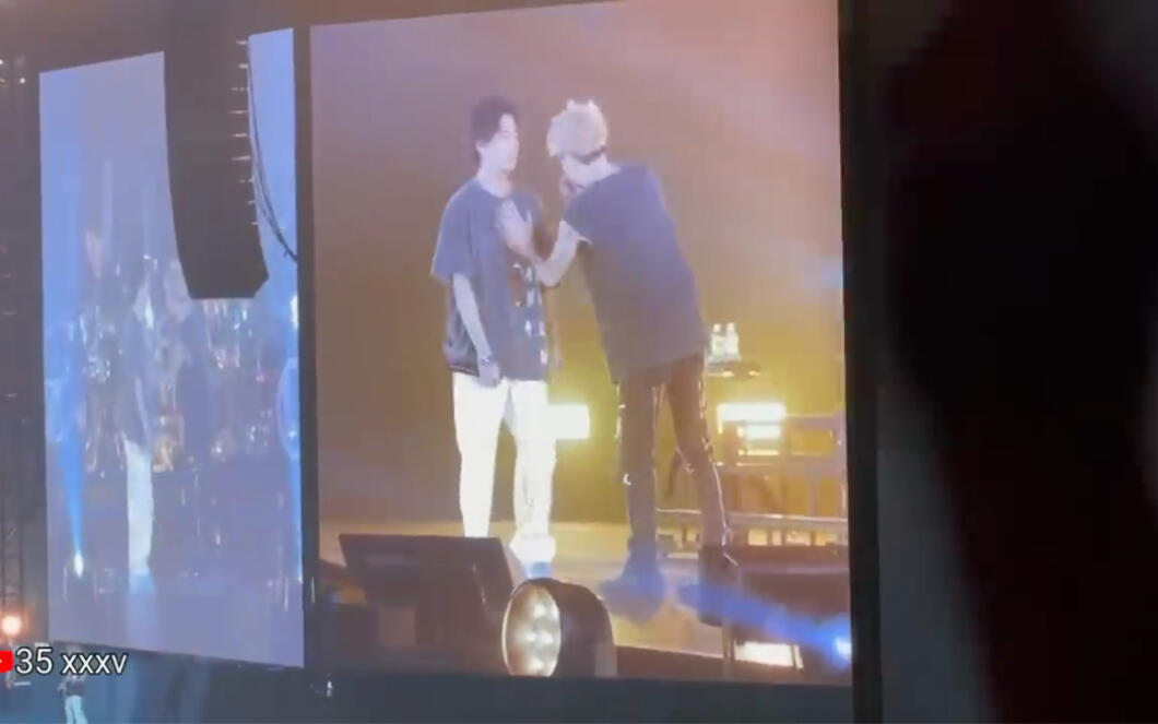 Nobodys Home完整版- ONE OK ROCK feat MY FIRST STORY -Live at Tokyo