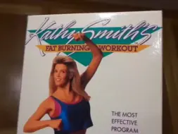 下载视频: 80s 有氧健身操 燃脂瘦身Kathy Smith - Fat burning workout