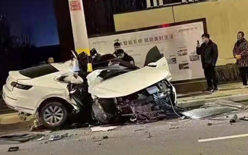 [图]大众CC重大事故，谨慎观看