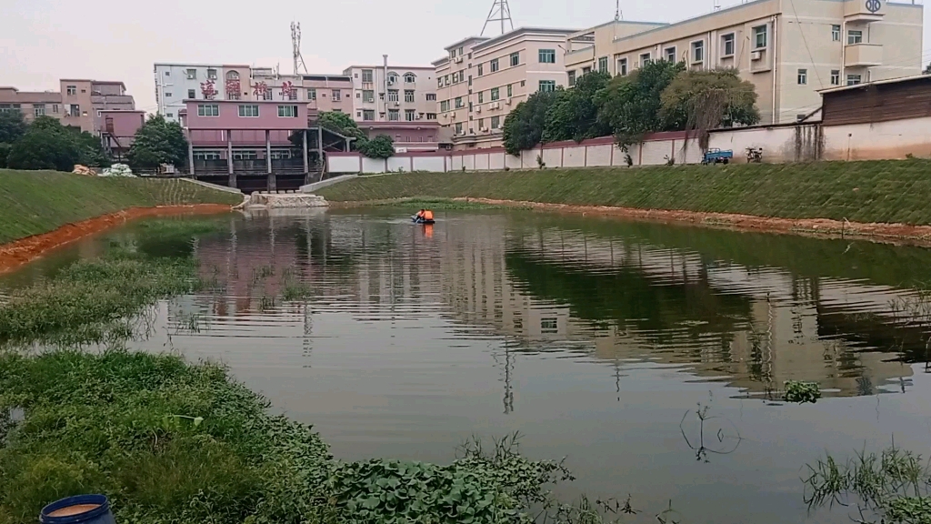 惠州钢结构屋面防水维修,广东惠州地下管廊防水修缮价格,广东梅州屋顶通风管井防水维修,广东梅州路桥隧道渗漏治理成本,儒亿建筑安装装饰工程有限...