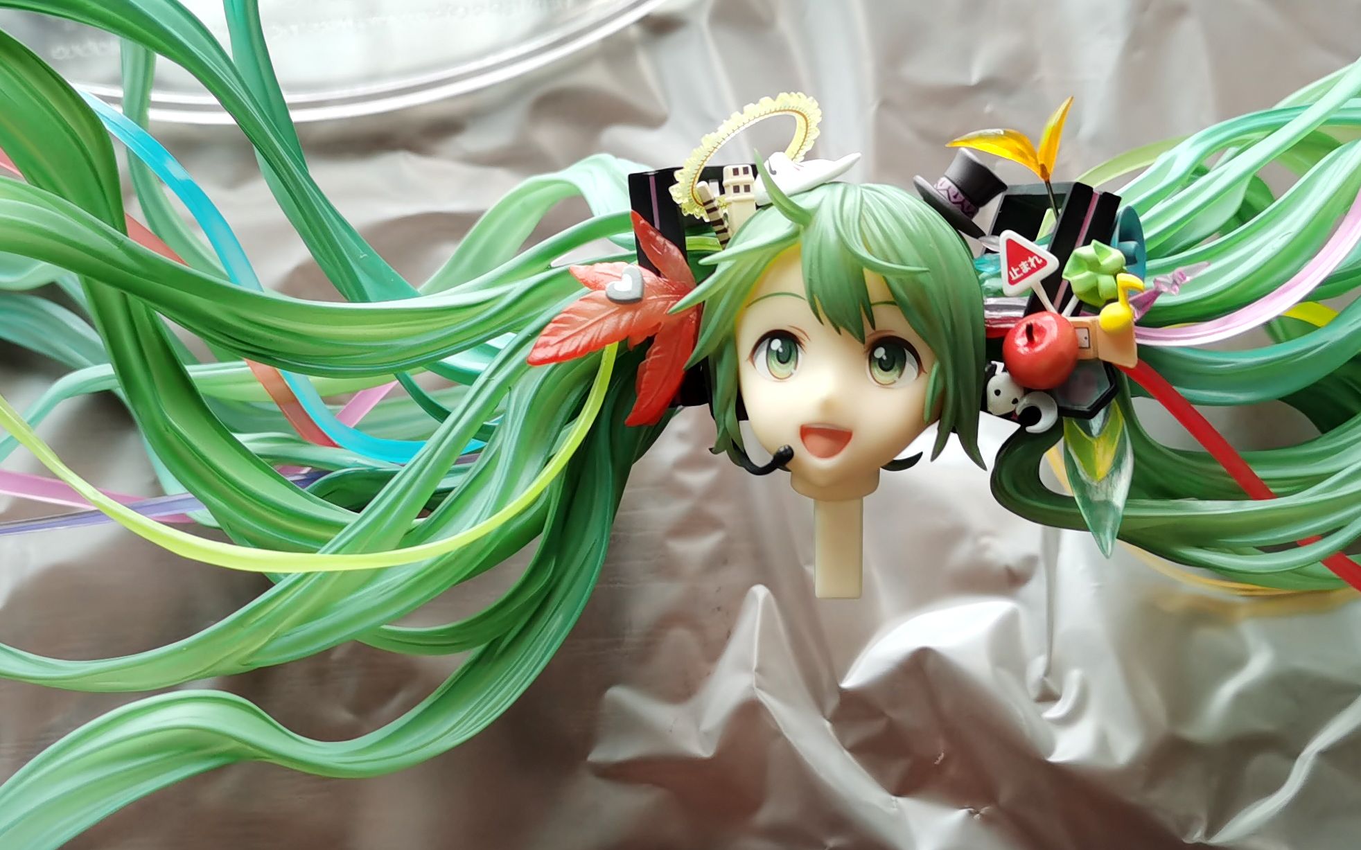 【初音未来】gsc 初音未来10周年 手办开箱_哔哩哔哩_bilibili