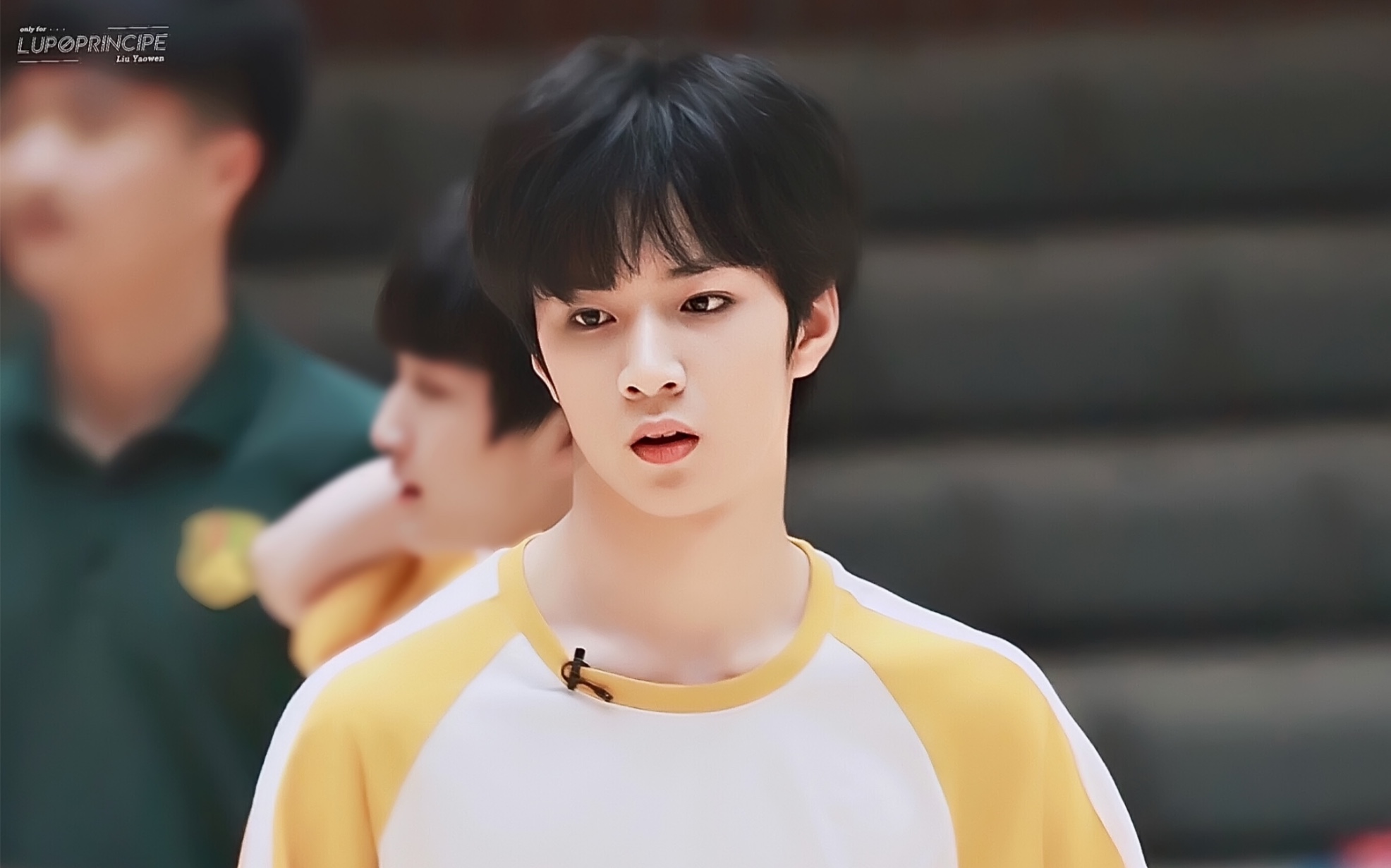 刘耀文 614夏运会 撕名牌可爱混剪