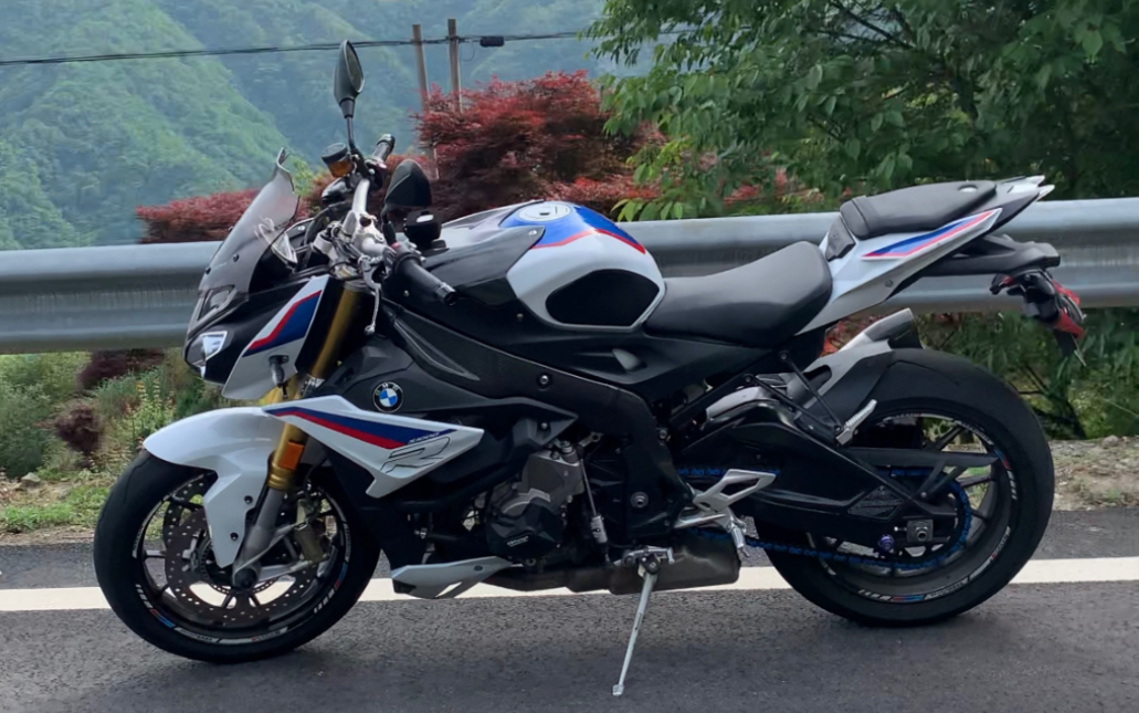 s1000r大小眼静态展示