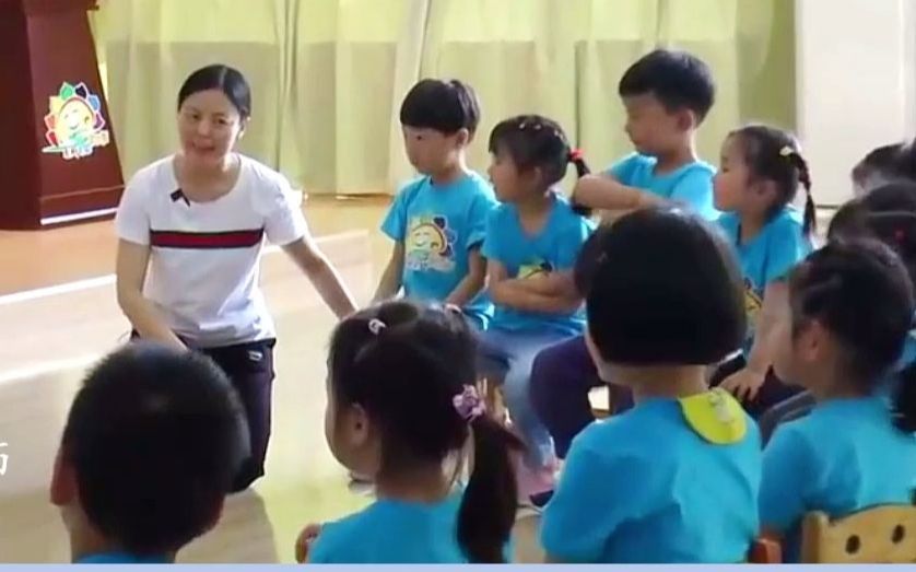 [图]幼儿园优质公开课：小班社会《小熊你好》#幼儿园公开课#幼儿园#幼儿园优质课#幼儿园优质公开课#幼儿园优秀公开课