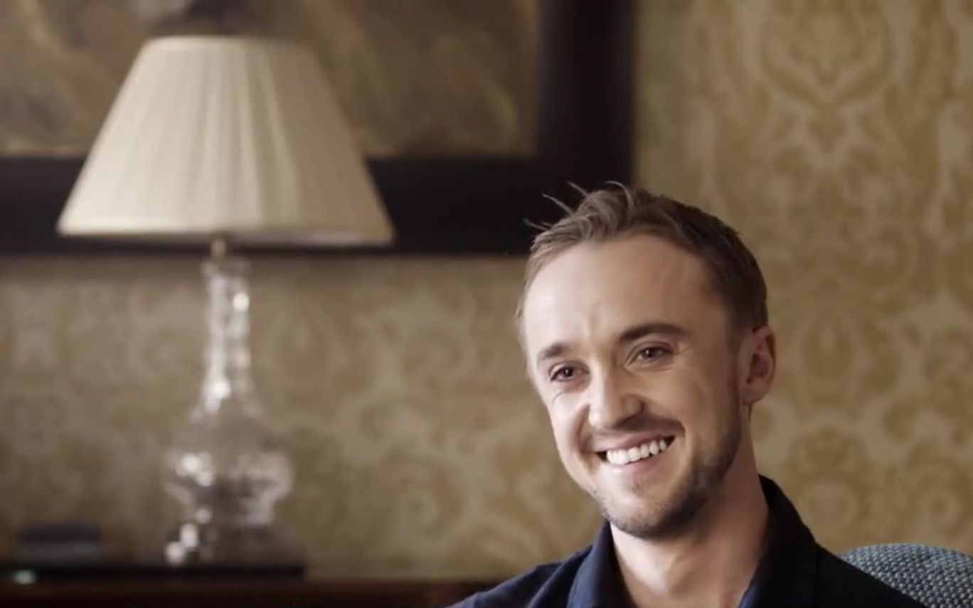 湯姆費爾頓tomfeltonmeetsthesuperfansp6chatwithfriends中英字幕