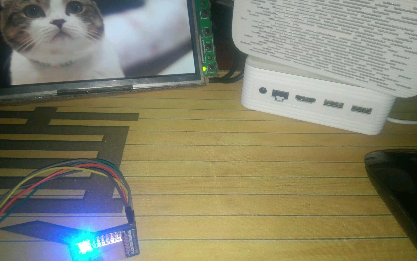 天猫精灵控制led,通过esp8266用micropython实现哔哩哔哩bilibili