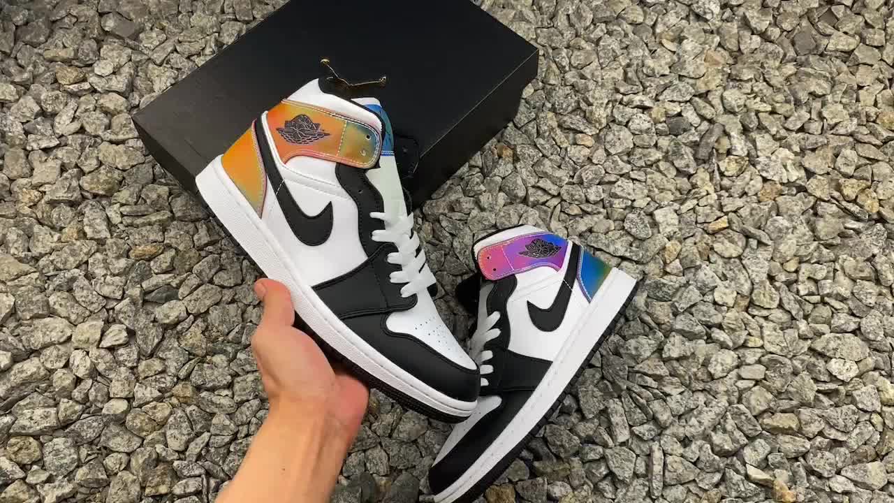 乔中帮aj1配色airjordan1midaj1乔1中邦休闲板鞋白黑彩sqem