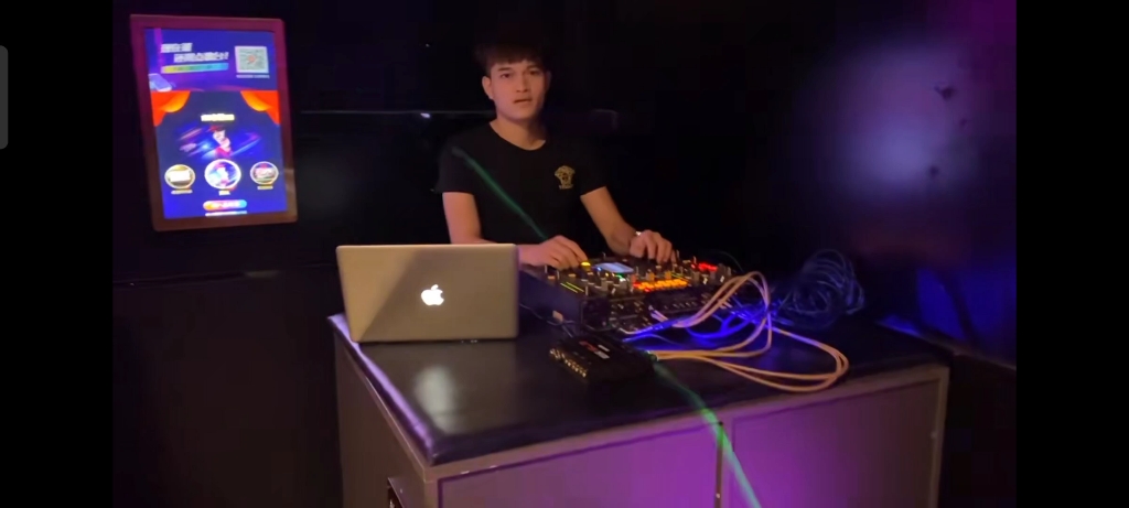 [图]云与海抖音热门DJ