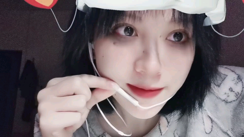 【桃子酱】全世界的人都知道,深夜轻唱的灵魂歌手(07o)_哔哩哔哩