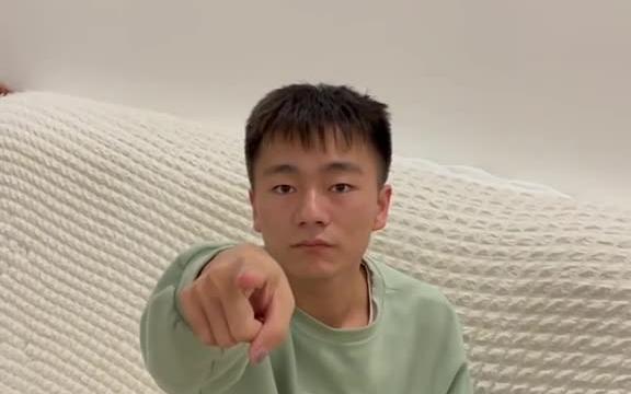 依然杨俊豪你到底还有多少秘密