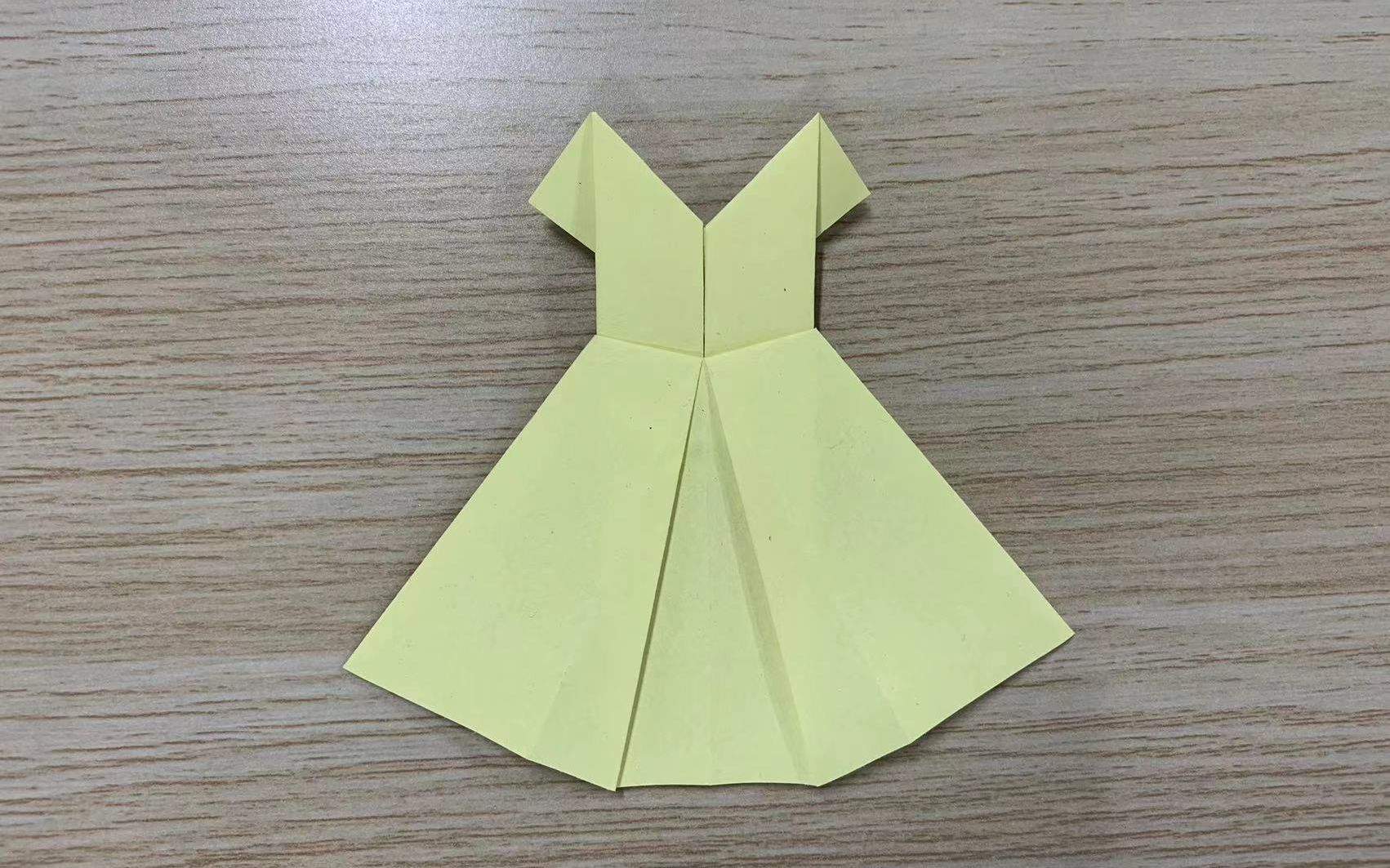 折纸——连衣裙