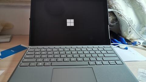 surface] 开箱微软Surface pro 8 （i7-1185g7 16+256）-哔哩哔哩