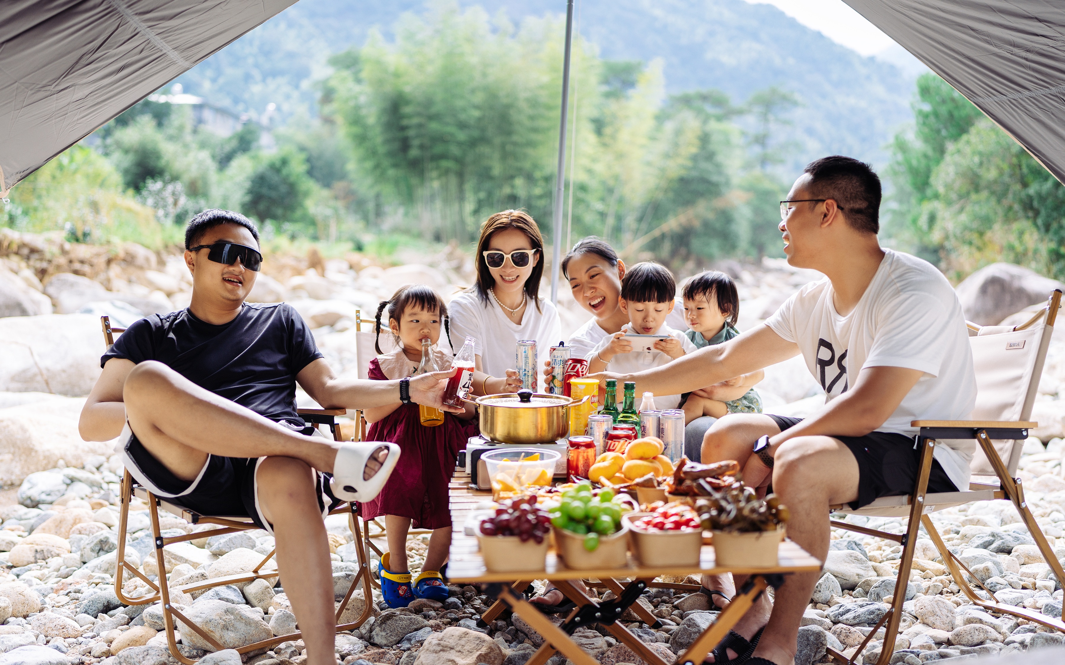 武夷山大安源露营野餐|泡在农夫山泉里结束夏天