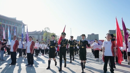 喜迎党的二十大,廿年芳华传薪火.莆田学院举行国庆升旗仪式暨火炬传递活动.#莆田学院#国庆节#升旗仪式#火炬传递哔哩哔哩bilibili