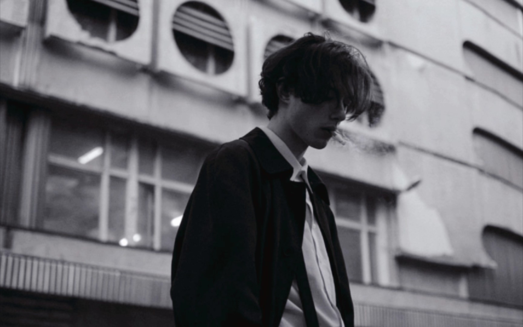 男模界清冷感之神 mihai railean,真是帅爆了.快来看看吧!