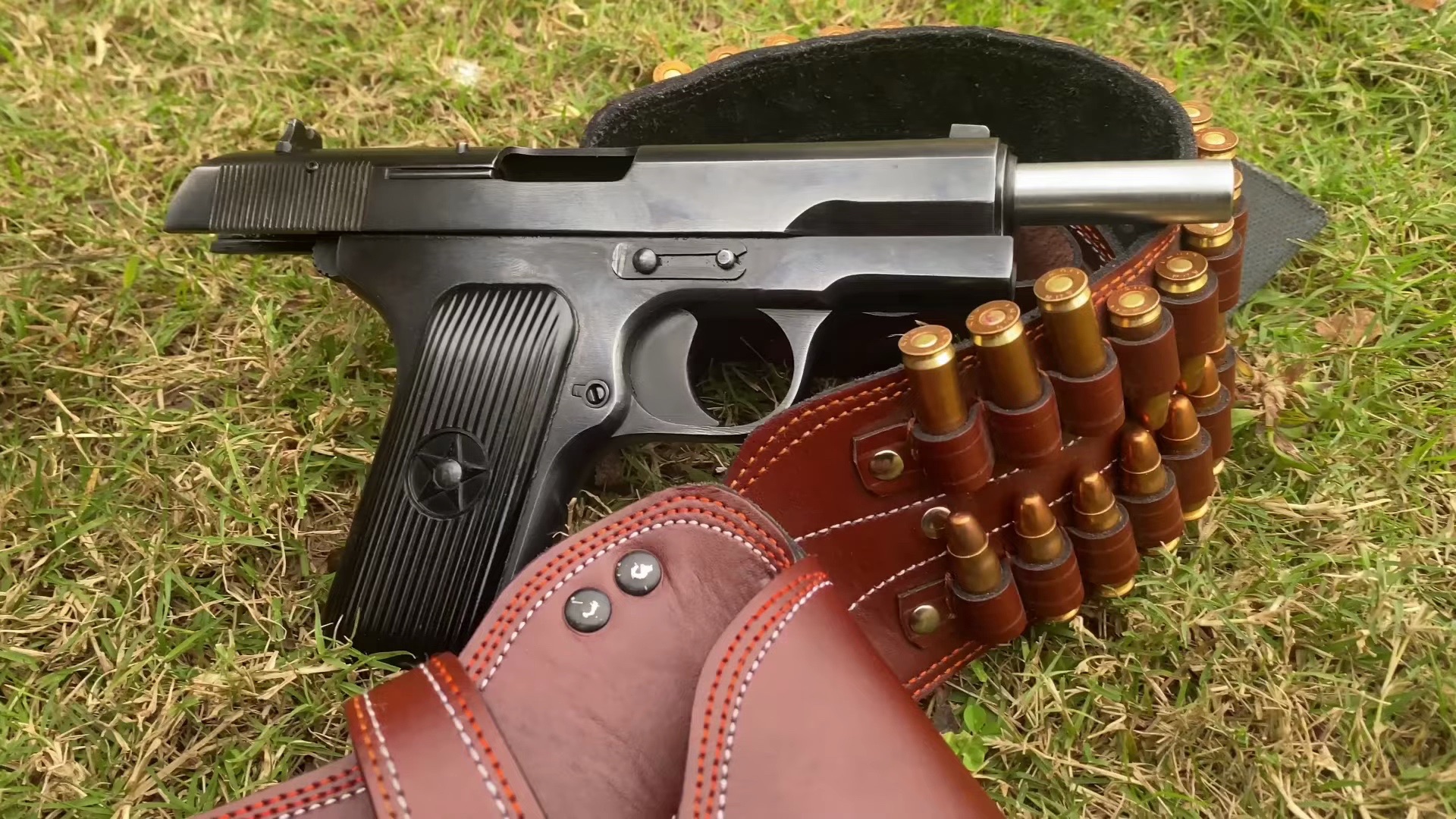 男人减速带-苏联tt-33手枪