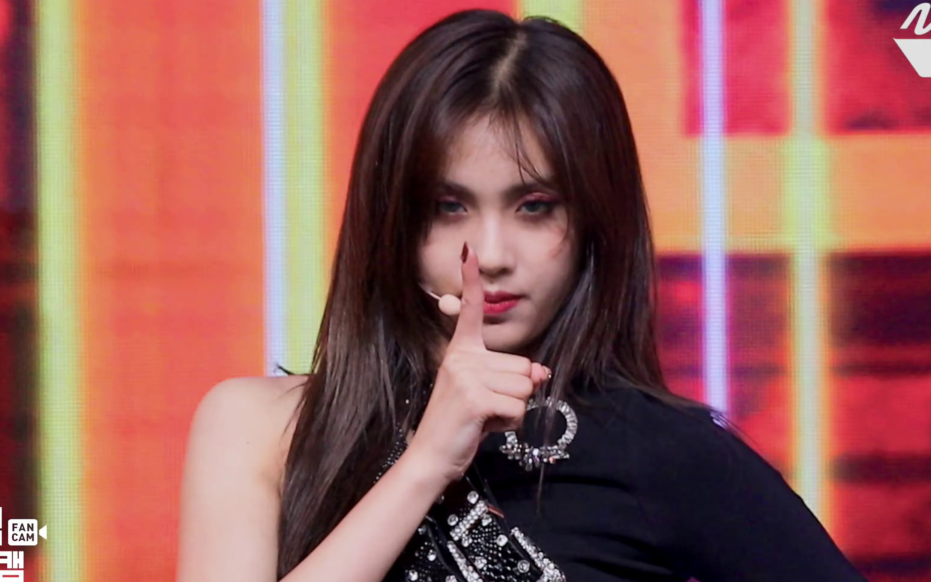 [meltin fancam] everglow aisha - adios @mcountdown_2019.8.29