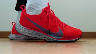 Download Video: Nike/耐克 Vaporfly 4% 中底形变