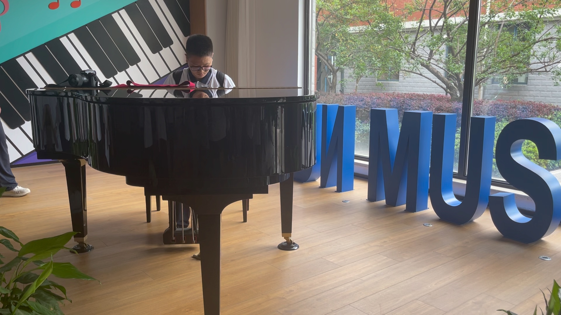 上海市川沙中学南校19届帅哥yxp的毕业表演