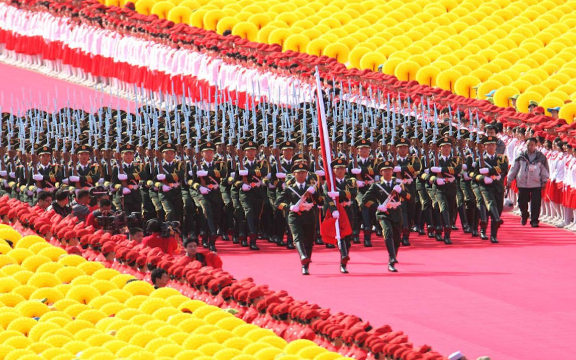 [图]我大中国的阅兵式治好了我的强迫症！浅谈“阅兵”的历史（双语，剪辑版）