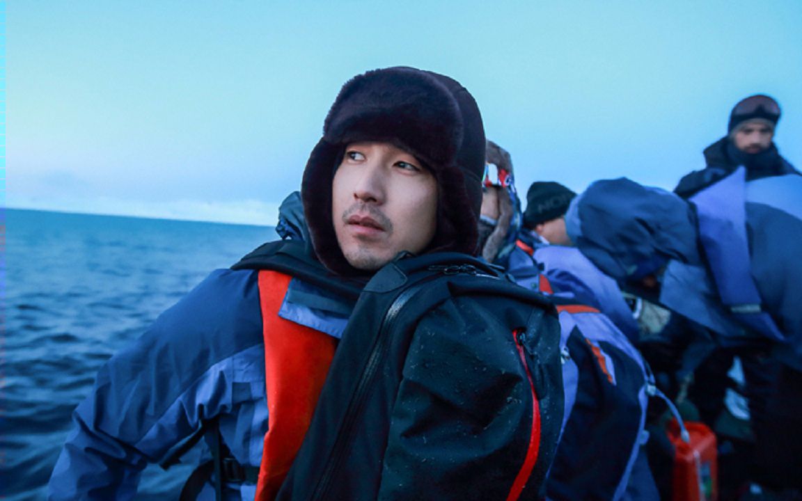 赵又廷拍摄《南极之恋》恶劣环境下双眼充血,为敬业好演员点赞!