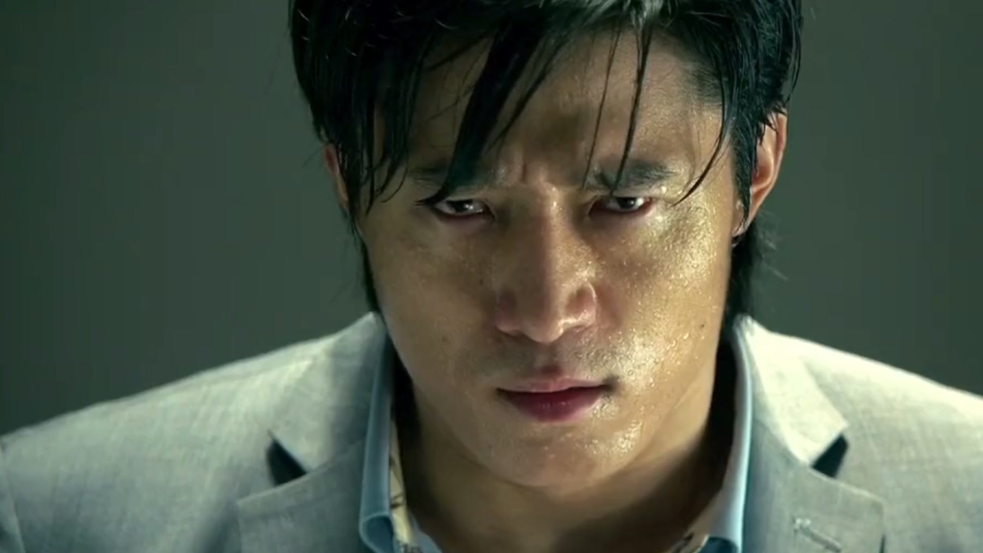 最终战胜邪恶抱的美人归的电影《超级保镖》3/3