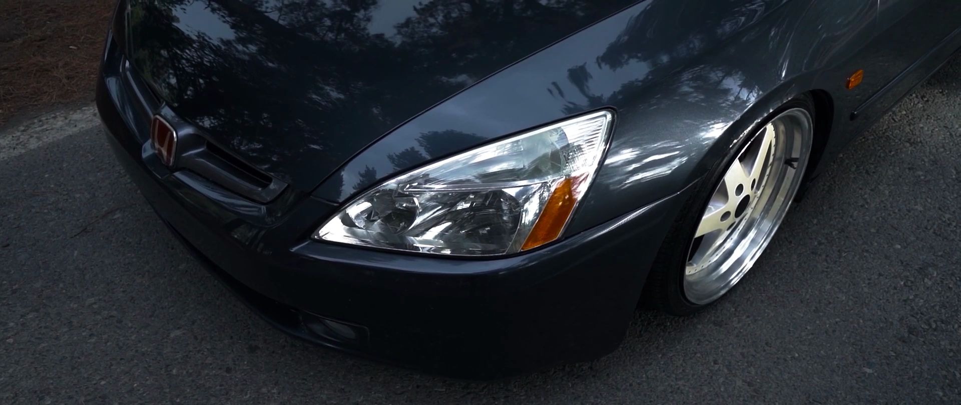 一台姿态低趴的本田雅阁k24 static _ emifocus media