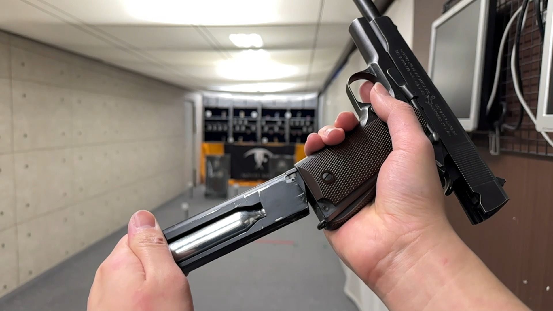 【来给后坐力拉满!】1911 gbb